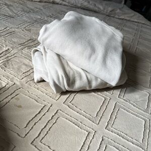 Old Navy White Bedding Sheets